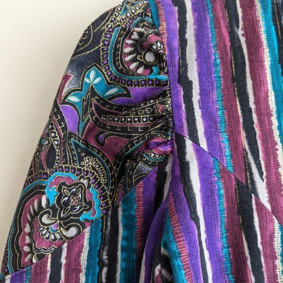 21 - Vintage Paisley Striped Western Button down - Picture 3 of 9